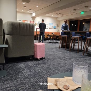 Alaska Lounge - Airport Lounges Near Me - Los Angeles, California