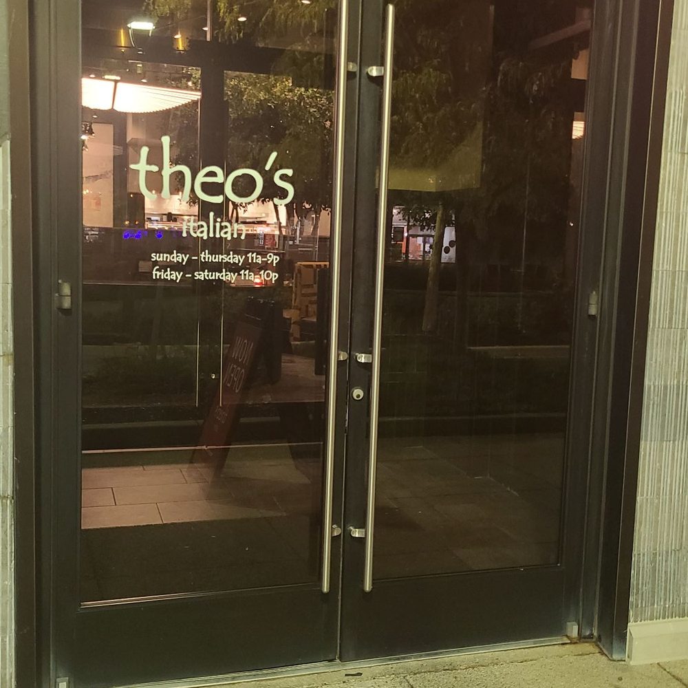 Theo's Italian - Italian Near Me - Plainfield, Indiana