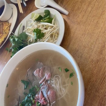 Pho 36 - Pho Tai (Noodle Soup with Eye Round Steak) - Vietnamese Near Me - Avon, Indiana Pho 36 - Pho Tai (Noodle Soup with Eye Round Steak) - Vietnamese Near Me - Avon, Indiana