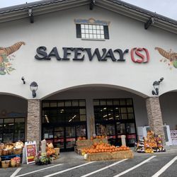 Safeway - Store front, Wednesday 27 September 2023.