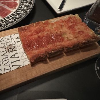Bazaar Meat by José Andrés - Bread with tomato - Steakhouses Near Me - Chicago, Illinois