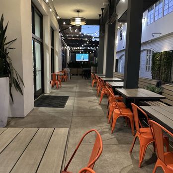 The Stand - American Classics Redefined - Great seating options outside !! - New American Near Me - Thousand Oaks, California The Stand - American Classics Redefined - Great seating options outside !! - New American Near Me - Thousand Oaks, California