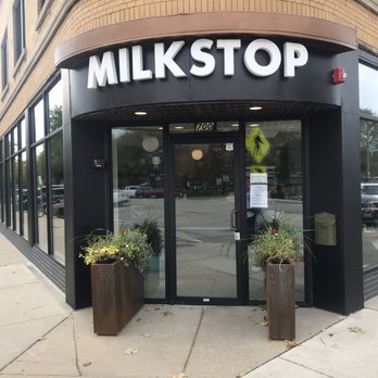 Milkstop Cafe - Front entrance - Cocktail Bars Near Me - La Grange, Illinois