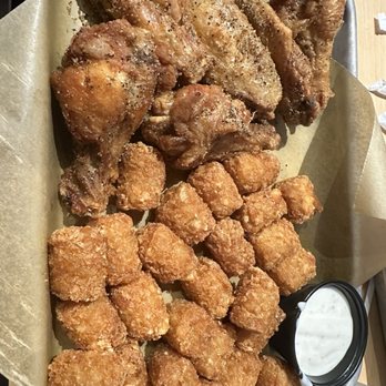 Buffalo Wild Wings - Lemon Pepper (Dry Seasoning) - Chicken Wings Near Me - San Diego, California