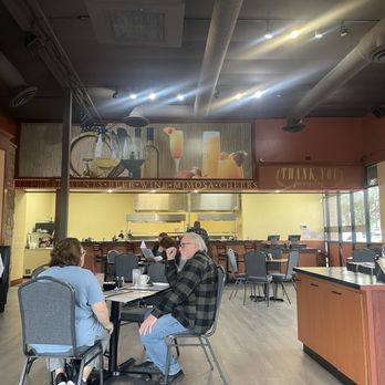 Bella’s Diner - Interior of restaurant - Coffee & Tea Near Me - Bakersfield, California Bella’s Diner - Interior of restaurant - Coffee & Tea Near Me - Bakersfield, California