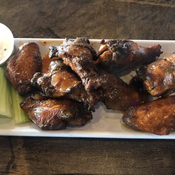 The Grumpy Monk - Chicken wings - Bars Near Me - Myrtle Beach, South Carolina