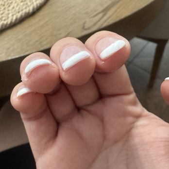 Popular Nail Bar - It wasn't even painted properly and kind of thick and bubbly - Nail Salons Near Me - Houston, Texas Popular Nail Bar - It wasn't even painted properly and kind of thick and bubbly - Nail Salons Near Me - Houston, Texas