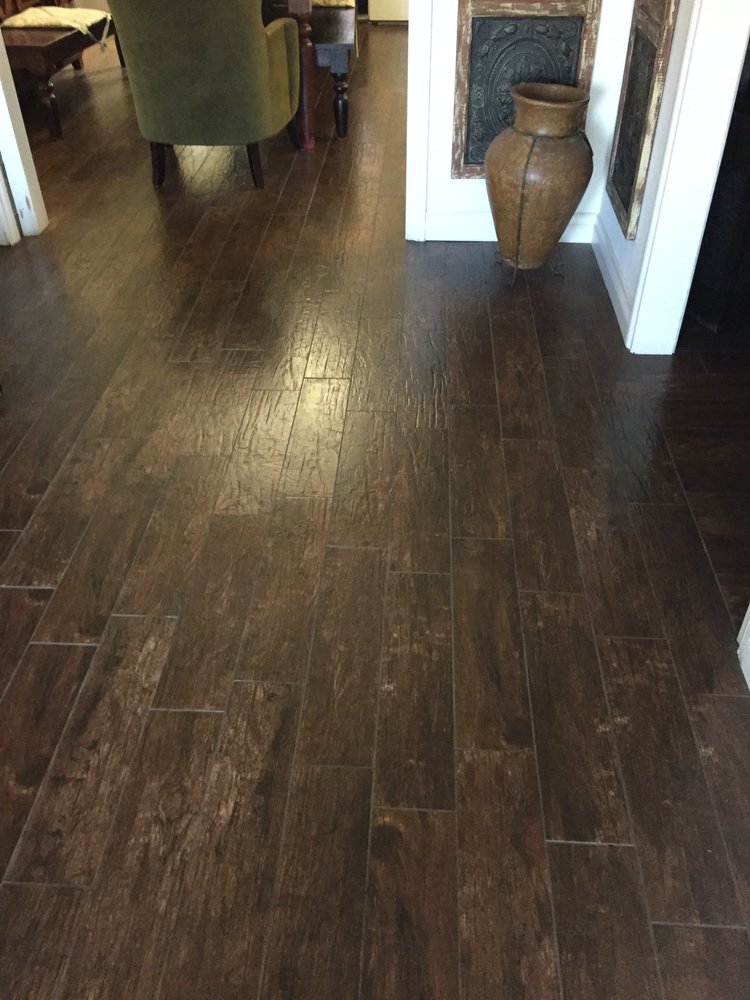 Slide of R & R Paint