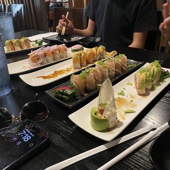 Hikari Sushi - Sushi - Sushi Bars Near Me - Montrose, California