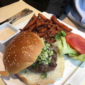 Wolf & Lamb Steakhouse - Steakhouses Near Me - New York, New York
