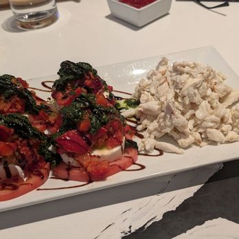 Lascala’s Fire - Caprese salad with crab meat - Italian Near Me - Atlantic City, New Jersey Lascala’s Fire - Caprese salad with crab meat - Italian Near Me - Atlantic City, New Jersey