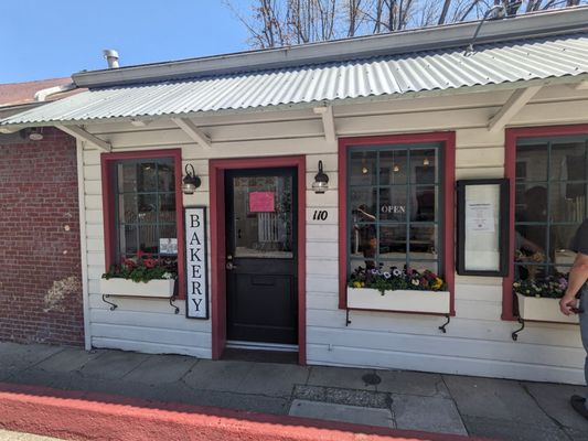 Panadería Matilija by null