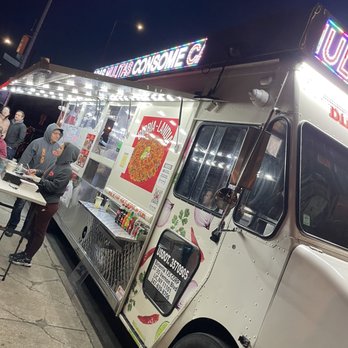 Birria-Landia - Food Trucks Near Me - Brooklyn, New York