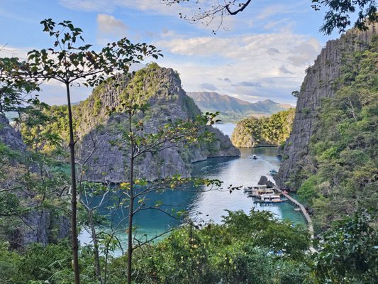 Kayangan Lake by null
