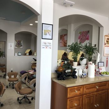Nifty Nails - Nail Salons Near Me - West Park, Florida