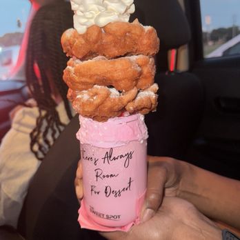 The Sweet Spot - my mom's milkshake - Desserts Near Me - Virginia Beach, Virginia