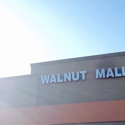 Walnut Street Mall