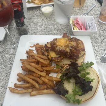 Blue Drum - Grilled chicken sandwich w cheddar and bacon - Seafood Near Me - Little River, South Carolina