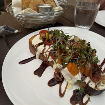 El Capitan Hotel - Hotels Near Me - Merced, California