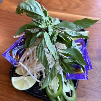 Vui Ve - Fresh veggies - Vietnamese Near Me - Los Angeles, California Vui Ve - Fresh veggies - Vietnamese Near Me - Los Angeles, California