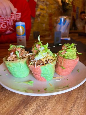 Eastpoint Bar by null