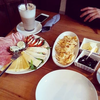 Scho'cafe - Sehr reichhaltiges Frühstück. Tolles Ambiente - Cafes Near Me - Wedel, SH