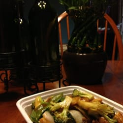 Whitney Garden - Broccoli with Garlic Sauce