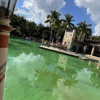 Venetian Pool - Swimming Pools Near Me - Coral Gables, Florida Venetian Pool - Swimming Pools Near Me - Coral Gables, Florida