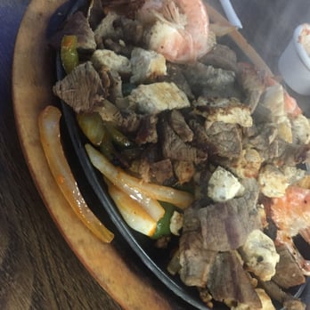Mariscos El Centenario - Fajita mixers - Mexican Near Me - Tulsa, Oklahoma