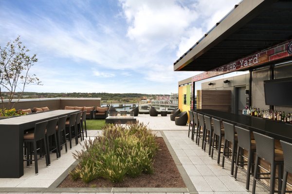 Top of the Yard Rooftop Bar & Bites by null