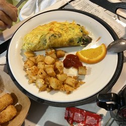 Memorial Hermann Katy Hospital - Veggie omelette and a side of sautéed breakfast potatoes