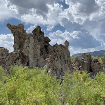 Mono Lake South Tufa Area - Hiking Near Me - Lee Vining, California Mono Lake South Tufa Area - Hiking Near Me - Lee Vining, California
