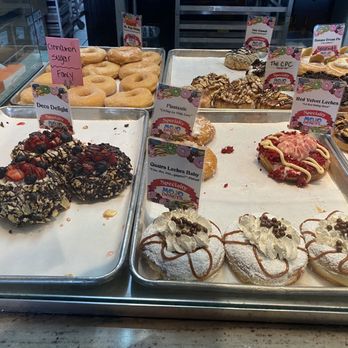 Mojo Donuts - Donuts Near Me - Pembroke Pines, Florida