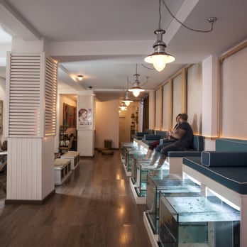 AquaBliss Fish Spa - Day Spas Near Me - Barcelona, B