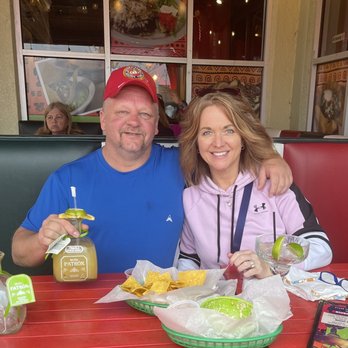 Sr. Tequila Mexican Grill - Outdoor/patio seating - Mexican Near Me - Clermont, Florida Sr. Tequila Mexican Grill - Outdoor/patio seating - Mexican Near Me - Clermont, Florida