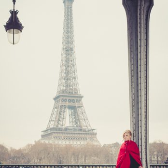 Pierre Torset - Pont Bir-Hakeim. Photography by Paris Photographer (Pierre Torset) @Paris photographer - Session Photography Near Me - Paris, 75 Pierre Torset - Pont Bir-Hakeim. Photography by Paris Photographer (Pierre Torset) @Paris photographer - Session Photography Near Me - Paris, 75