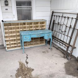 Consider It Junk - You are welcome to write to me, gontzes11565@yahoo.com