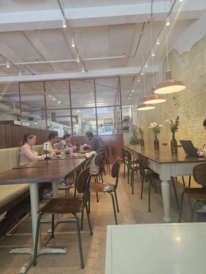 Aube Boulangerie by null