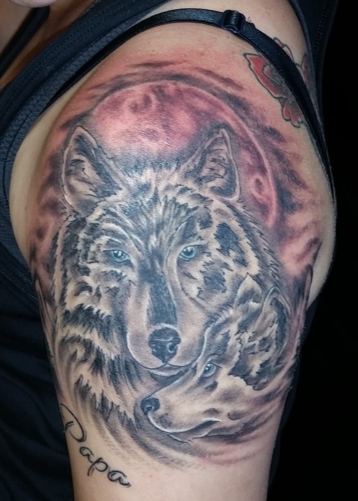 Blue Lotus Tattoos & Body Piercing Logo