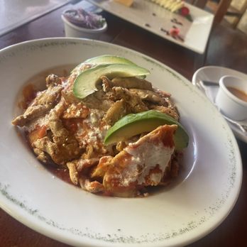 La Consentida - Chilaquiles with chicken - Italian Near Me - La Veleta, ROO La Consentida - Chilaquiles with chicken - Italian Near Me - La Veleta, ROO
