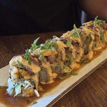 Ton Shou - Wagyu Surf & Turf Roll - Izakaya Near Me - Las Vegas, Nevada Ton Shou - Wagyu Surf & Turf Roll - Izakaya Near Me - Las Vegas, Nevada