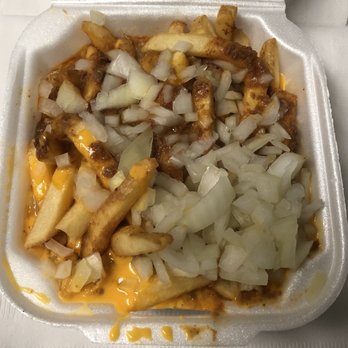 Lefty's Cheesesteaks - Chili Cheese Fries - Sandwiches Near Me - Livonia, Michigan