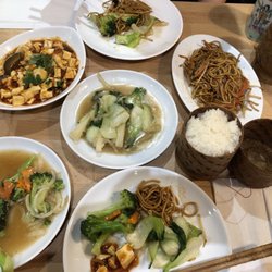 Mama Jia - This was our vegetarian spread.