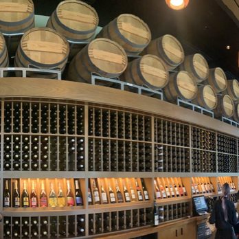 Cooper’s Hawk Winery & Restaurant - New American Near Me - Richmond, Virginia