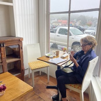 Sherry’s Kitchen - Window seating available - Coffee & Tea Near Me - Vinalhaven, Maine Sherry’s Kitchen - Window seating available - Coffee & Tea Near Me - Vinalhaven, Maine