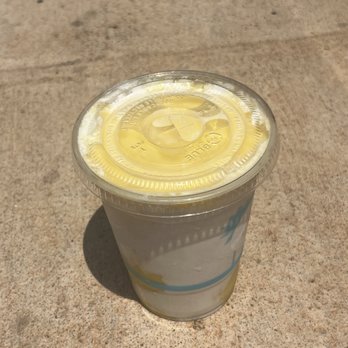 Playa Bowls - Yuzu glow smoothie - Juice Bars & Smoothies Near Me - Oklahoma City, Oklahoma