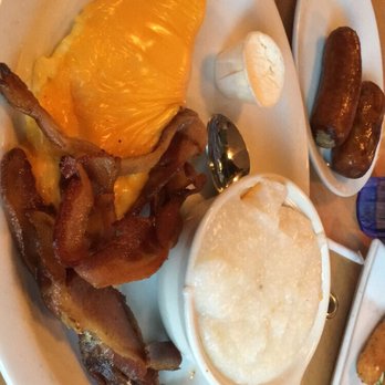 Brownstone Pancake Factory - Breakfast & Brunch Near Me - Edgewater, New Jersey