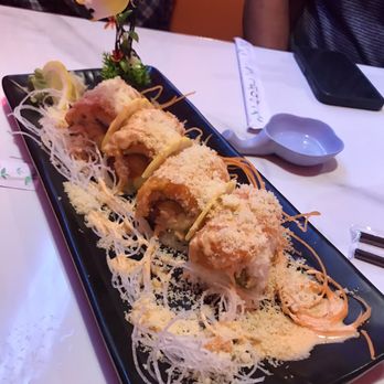 Lanzhou Ramen N Sushi - S8. *Tennessee Roll - Sushi Bars Near Me - Roswell, Georgia
