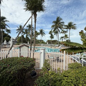 Hawks Cay Resort - Empty Pool - Resorts Near Me - Duck Key, Florida