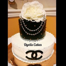 D'Yelis Cakes